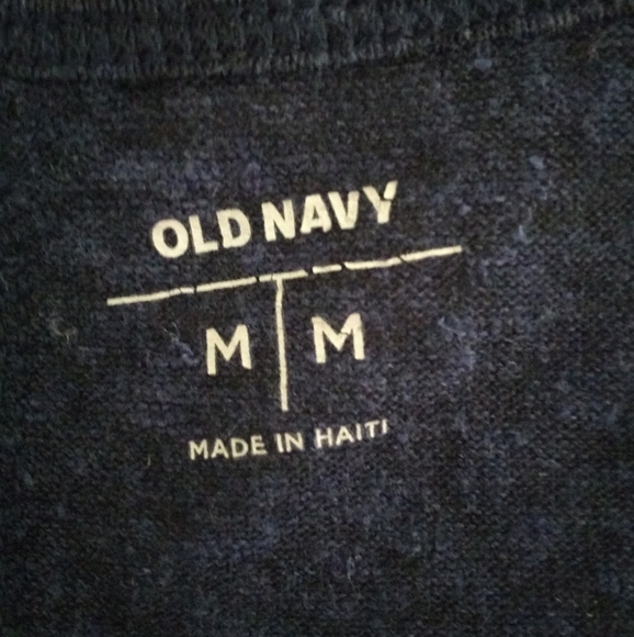 Old Navy Tee - Picture 4 of 6